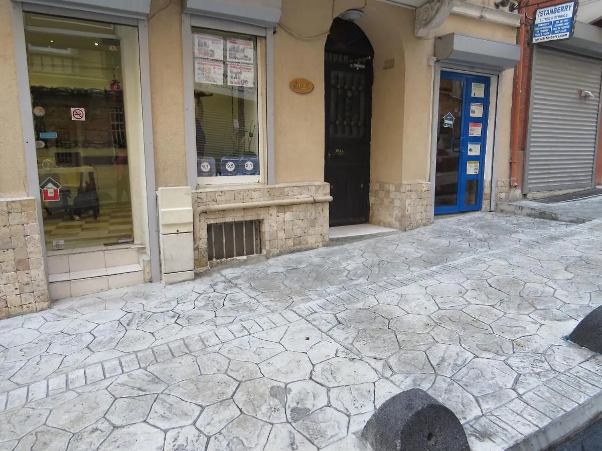 Istanberry - Pera Flats Apart otel İstanbul 2*,